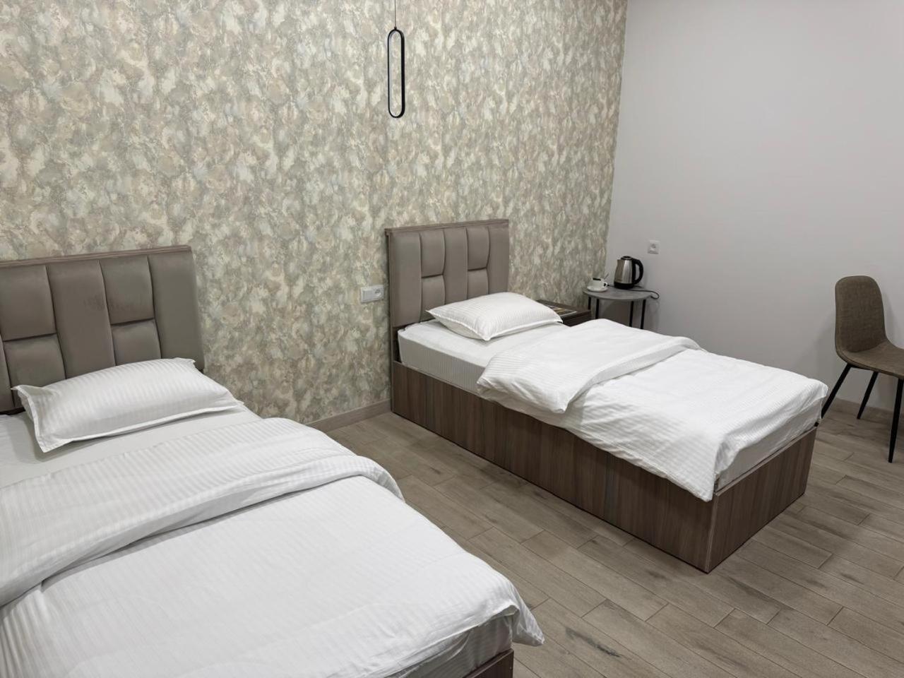 Отель Lux Plaza P'arak'ar Экстерьер фото